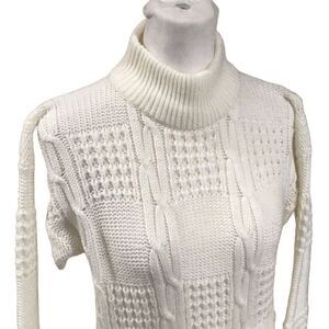 Sweater, The American Line by Stefano Womens Sweater, size small, white pullover